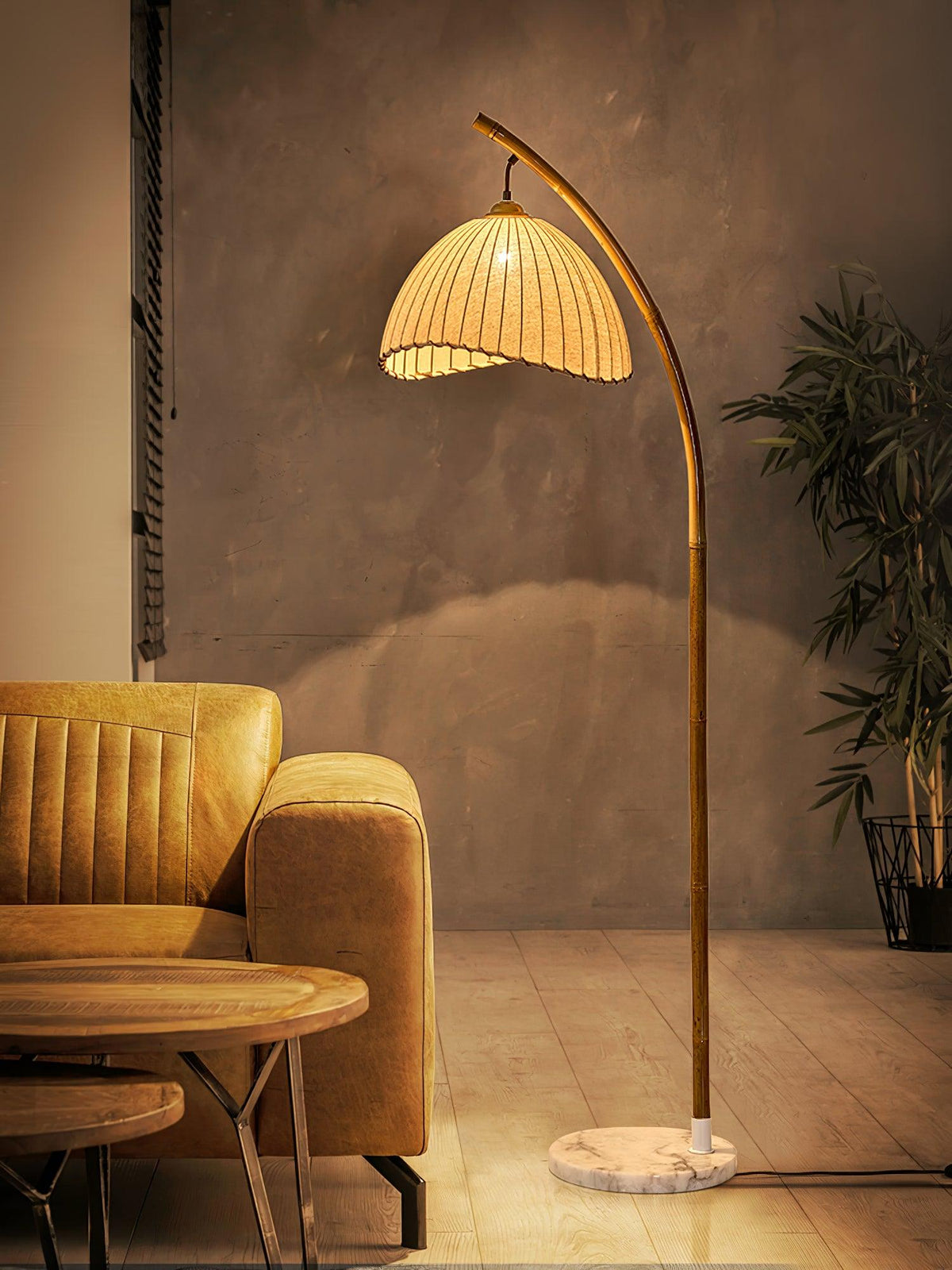 Liveno Minimalistische vloerlamp van marmer