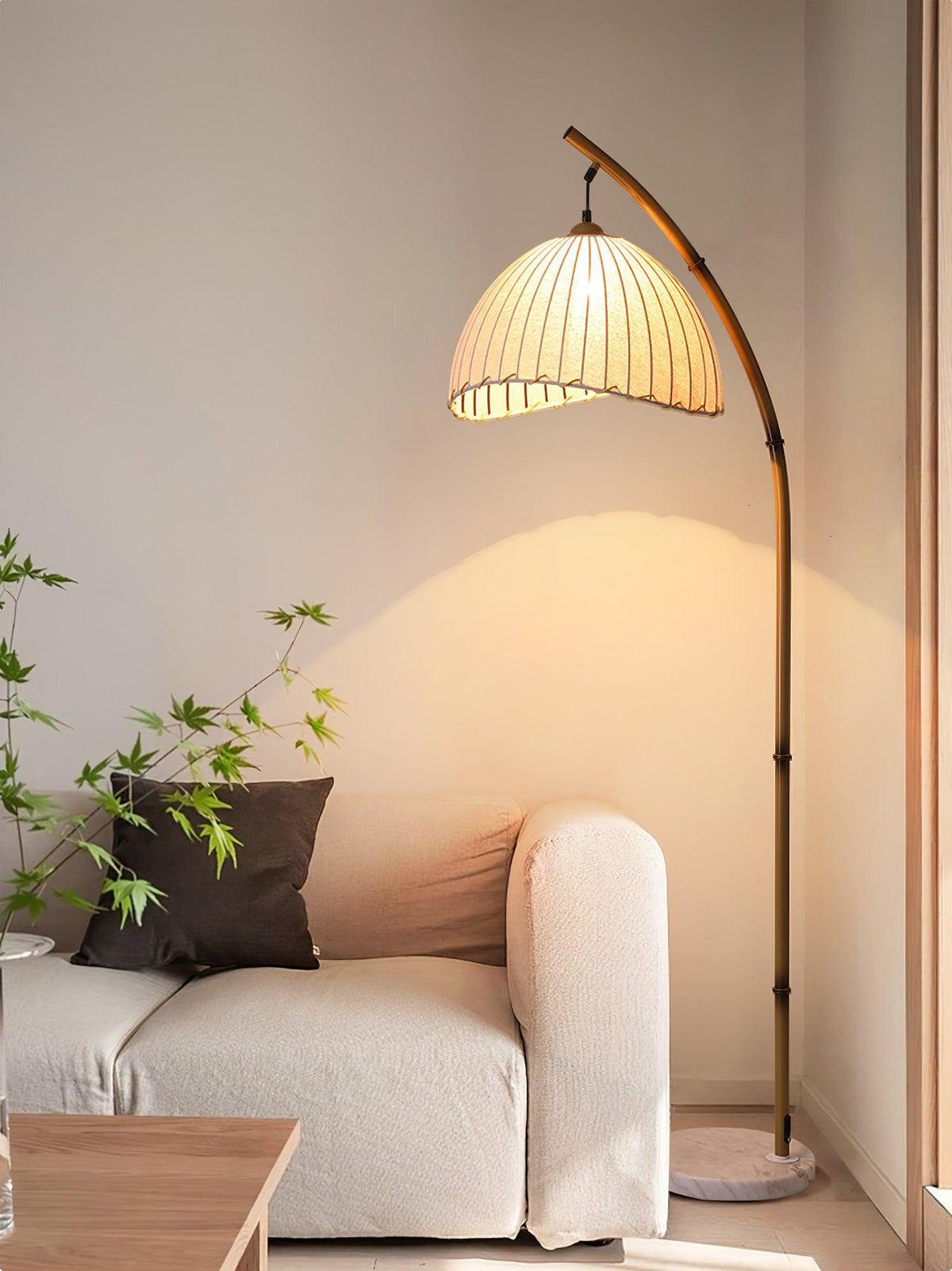 Liveno Minimalistische vloerlamp van marmer