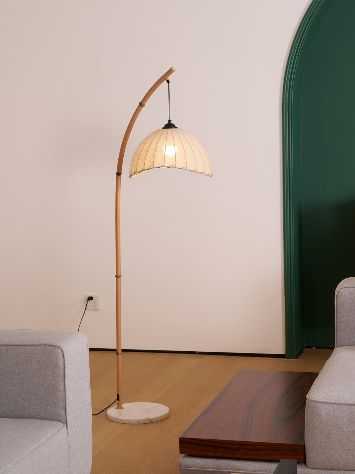 Liveno Minimalistische vloerlamp van marmer
