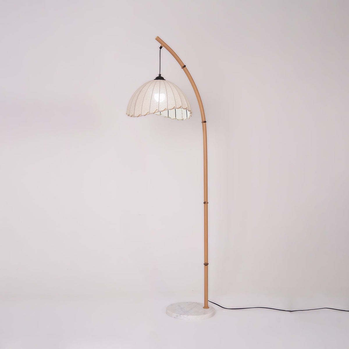 Liveno Minimalistische vloerlamp van marmer