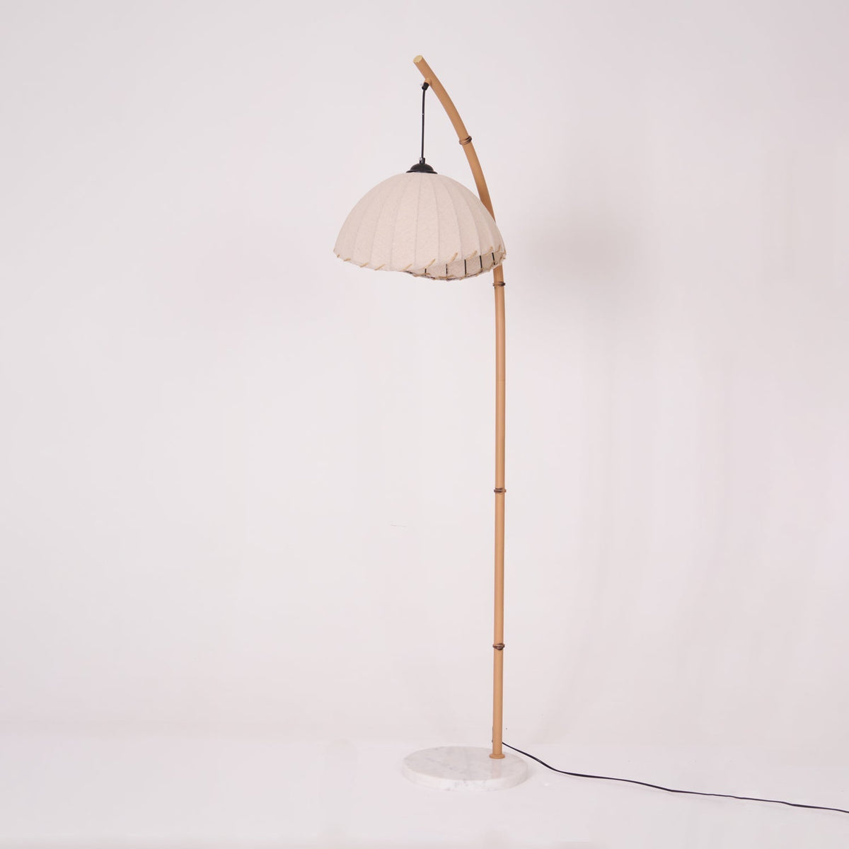 Liveno Minimalistische vloerlamp van marmer