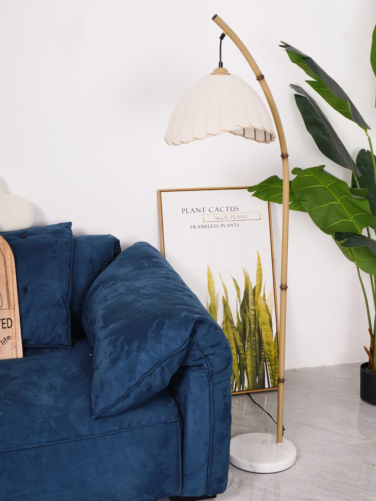 Liveno Minimalistische vloerlamp van marmer