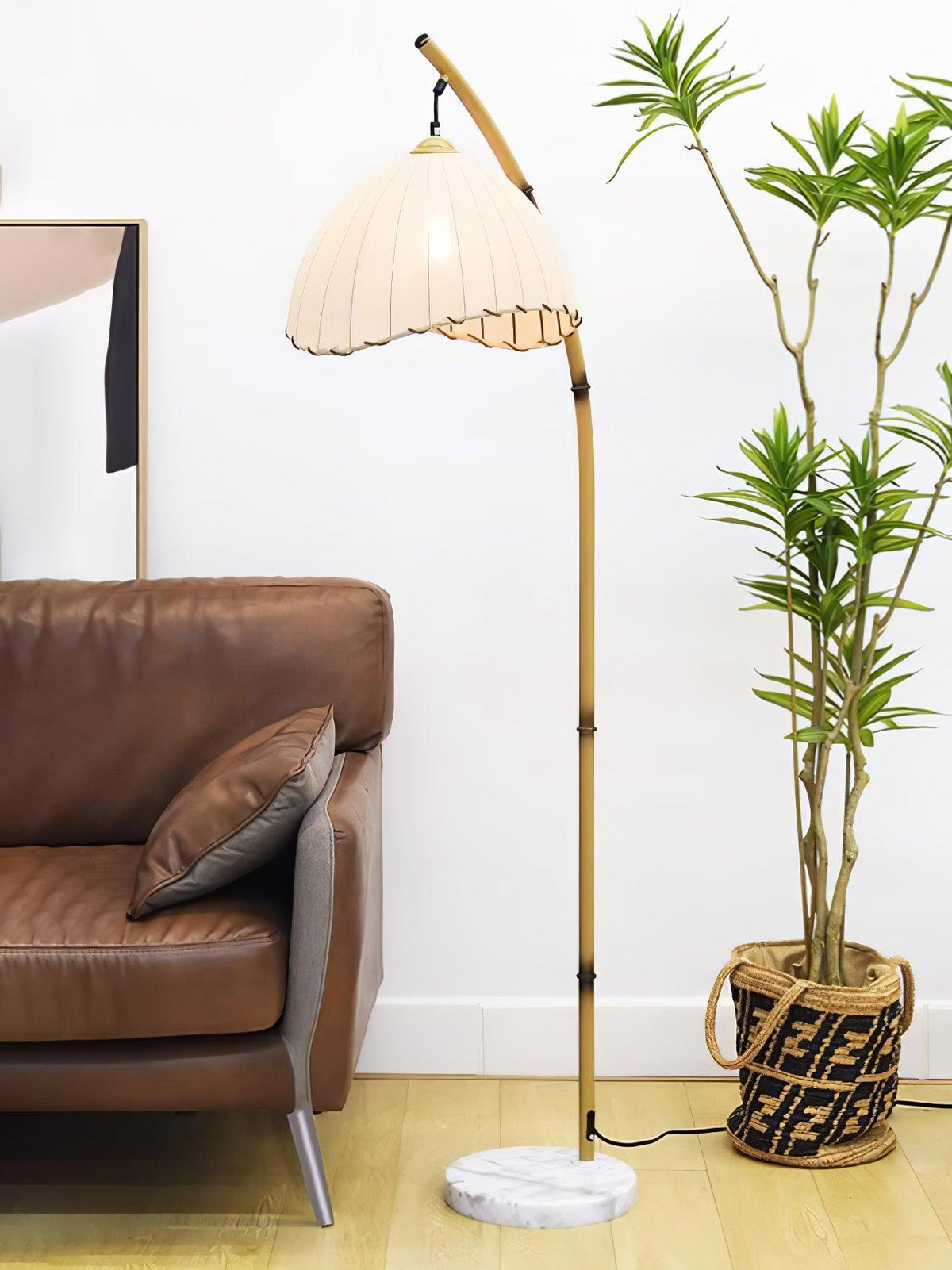 Liveno Minimalistische vloerlamp van marmer