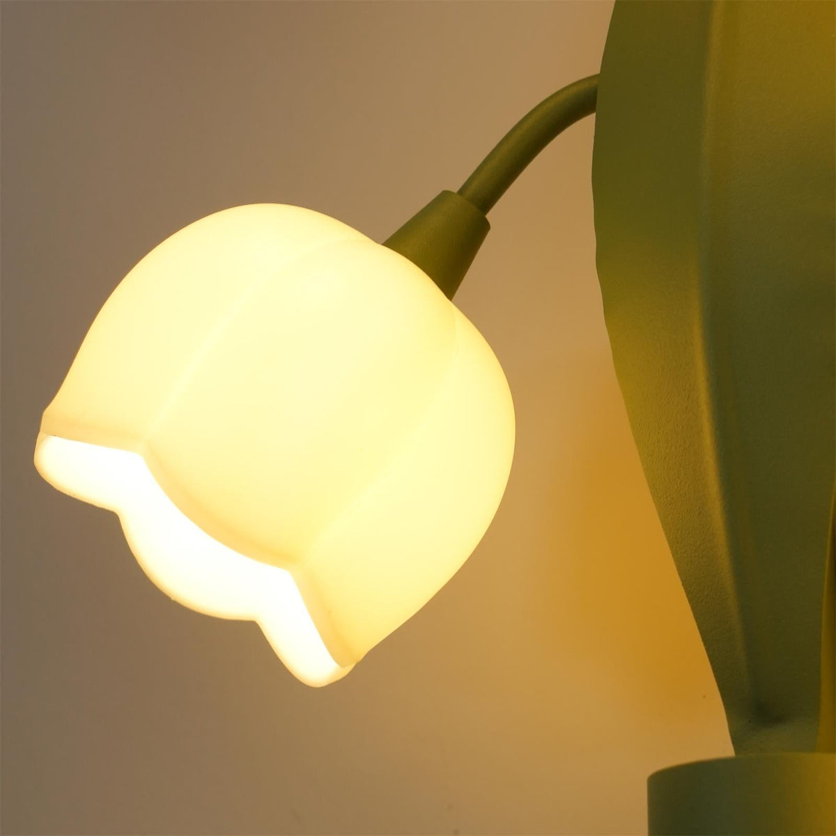Viraaise wandlamp