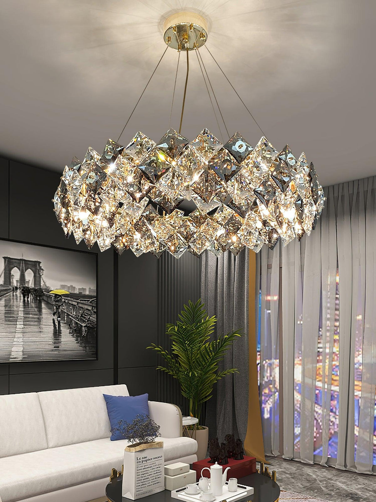 Luxenine kroonluchter met kristallen schaal en goudkleurige LED