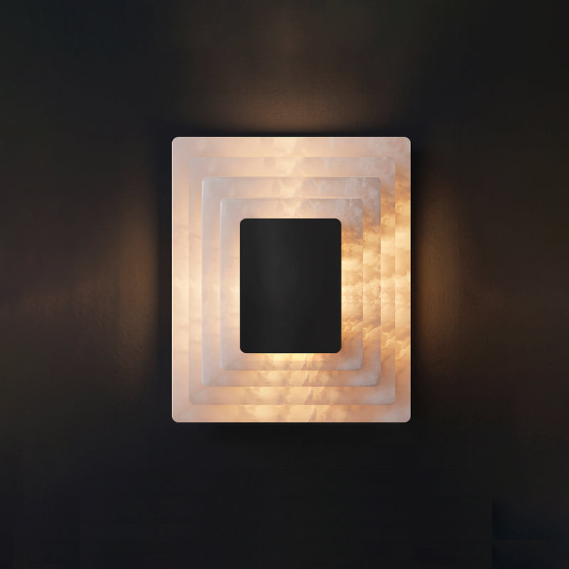 Sedgemere gelaagde albast wandlamp