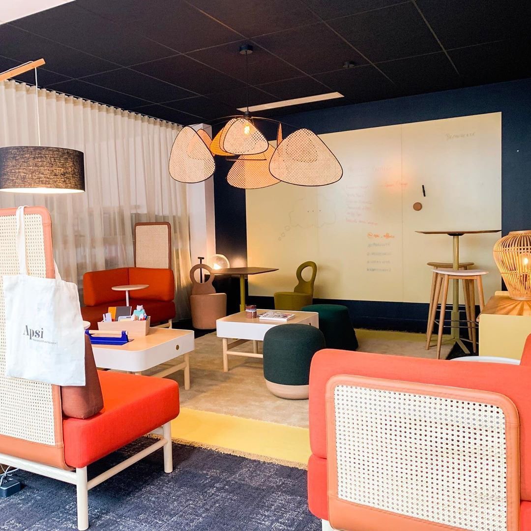 Ariinora hanglamp met rotan en swag industriële stijl