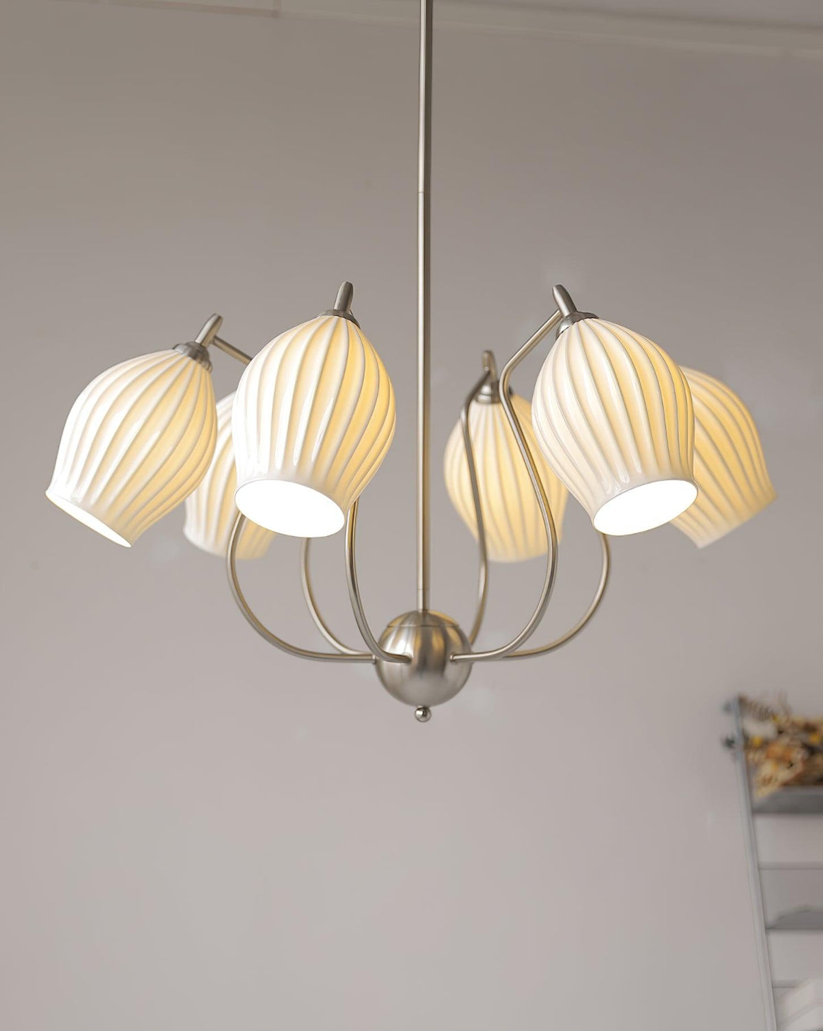 Pravin Kroonluchter keramiek Ribbed Sculptural glas Elegant