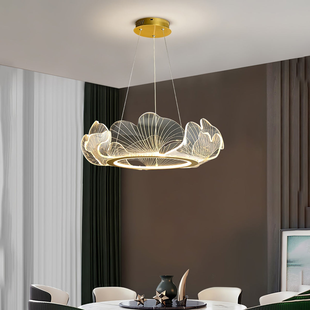 Lucisora hanglamp met mat acryl en bloemblaadring