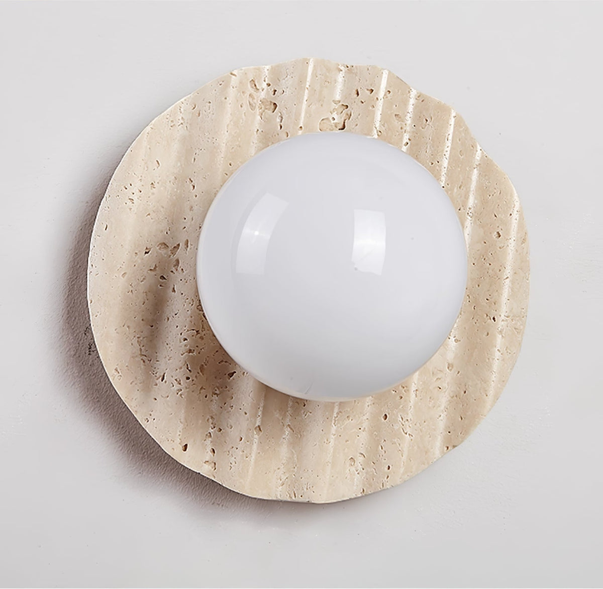 Aluk wandlamp in Geel travertin