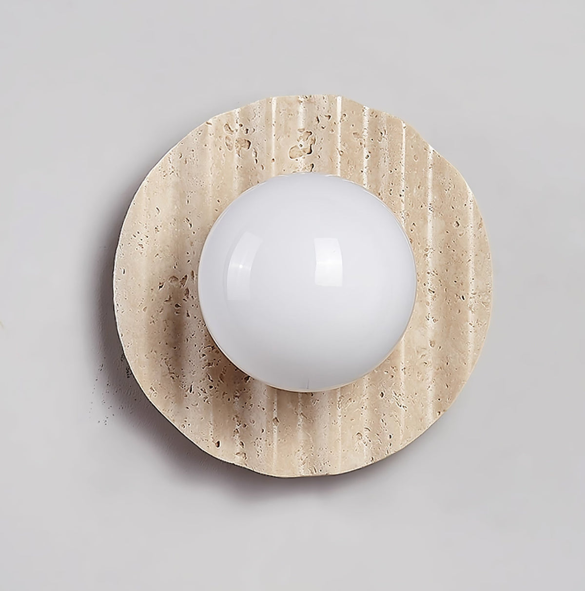 Aluk wandlamp in Geel travertin