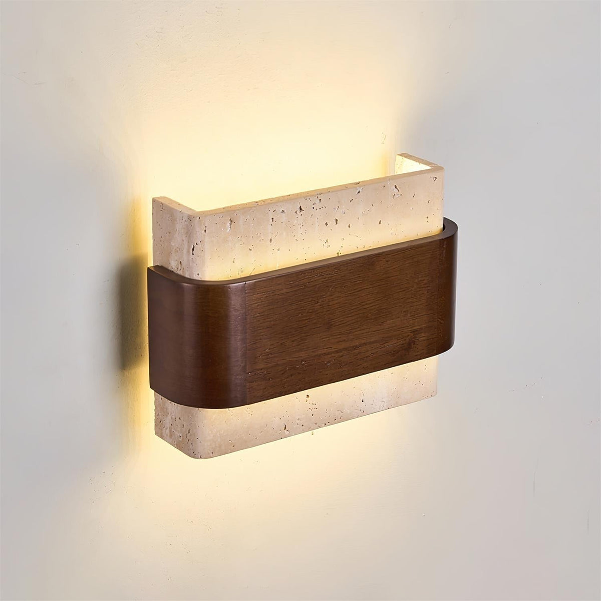 Valeneria travertin wandlamp met houten afwerking in boogvorm