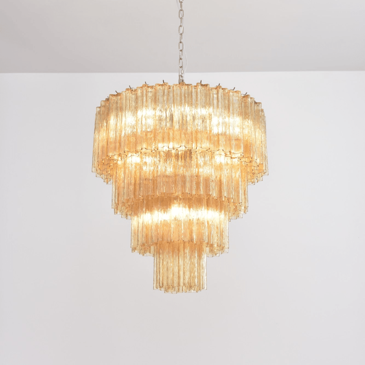 Velanora kroonluchter cascaderende lagen glas elegant vintage