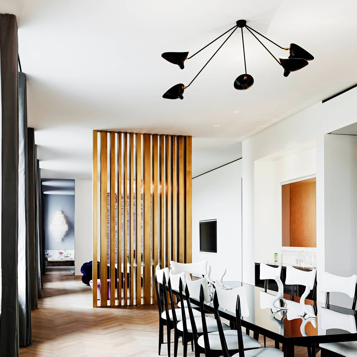 Elaoraine plafondlamp driearm zwart sculpturaal
