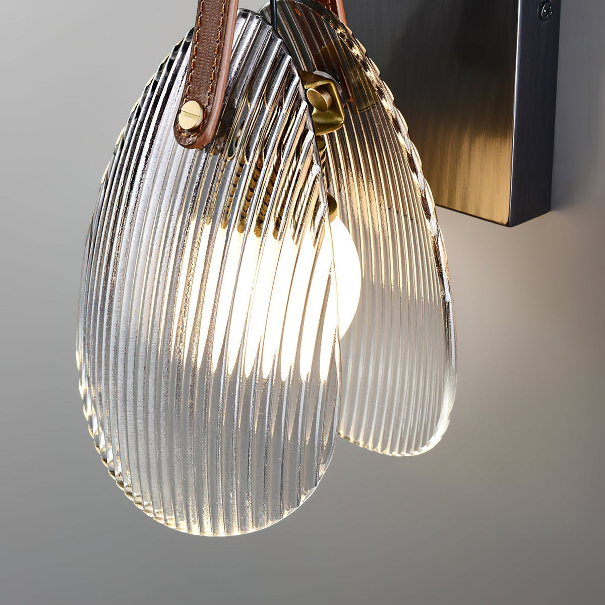 Teriisenne wandlamp