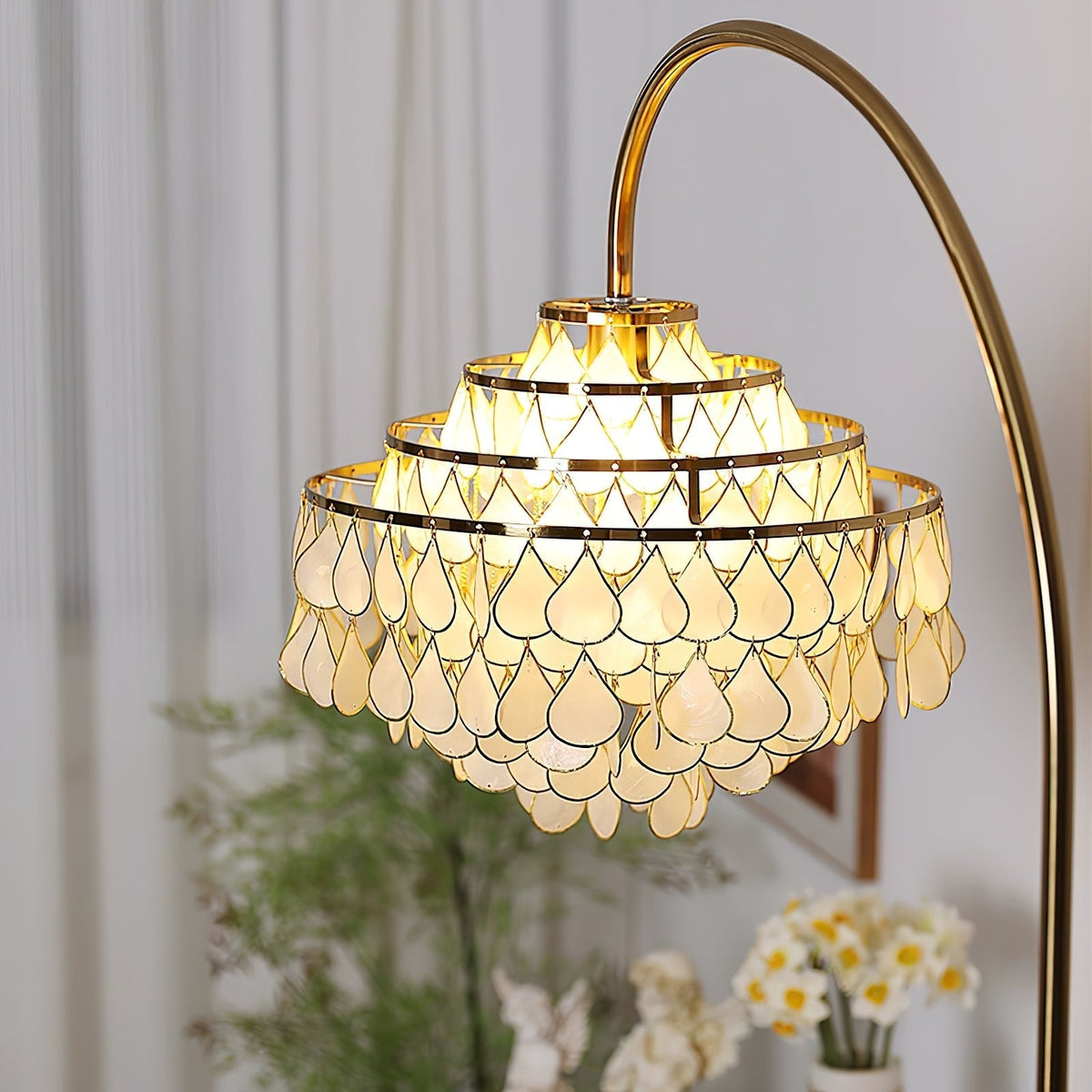 Emily vloerlamp in goudkleurige afwerking