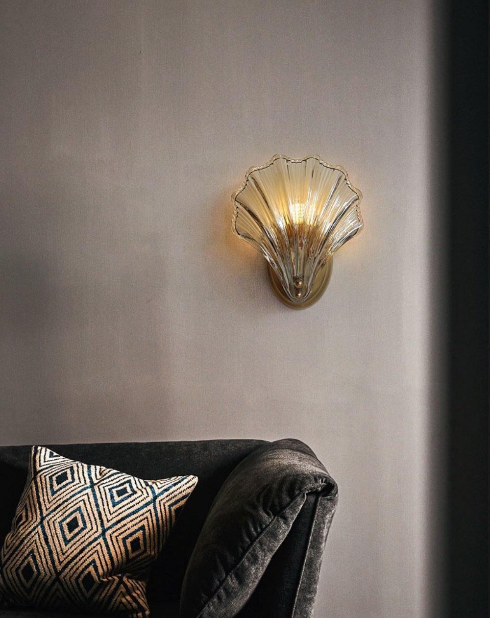 Neo Premium elegantie wandlamp van messing met glazen kap