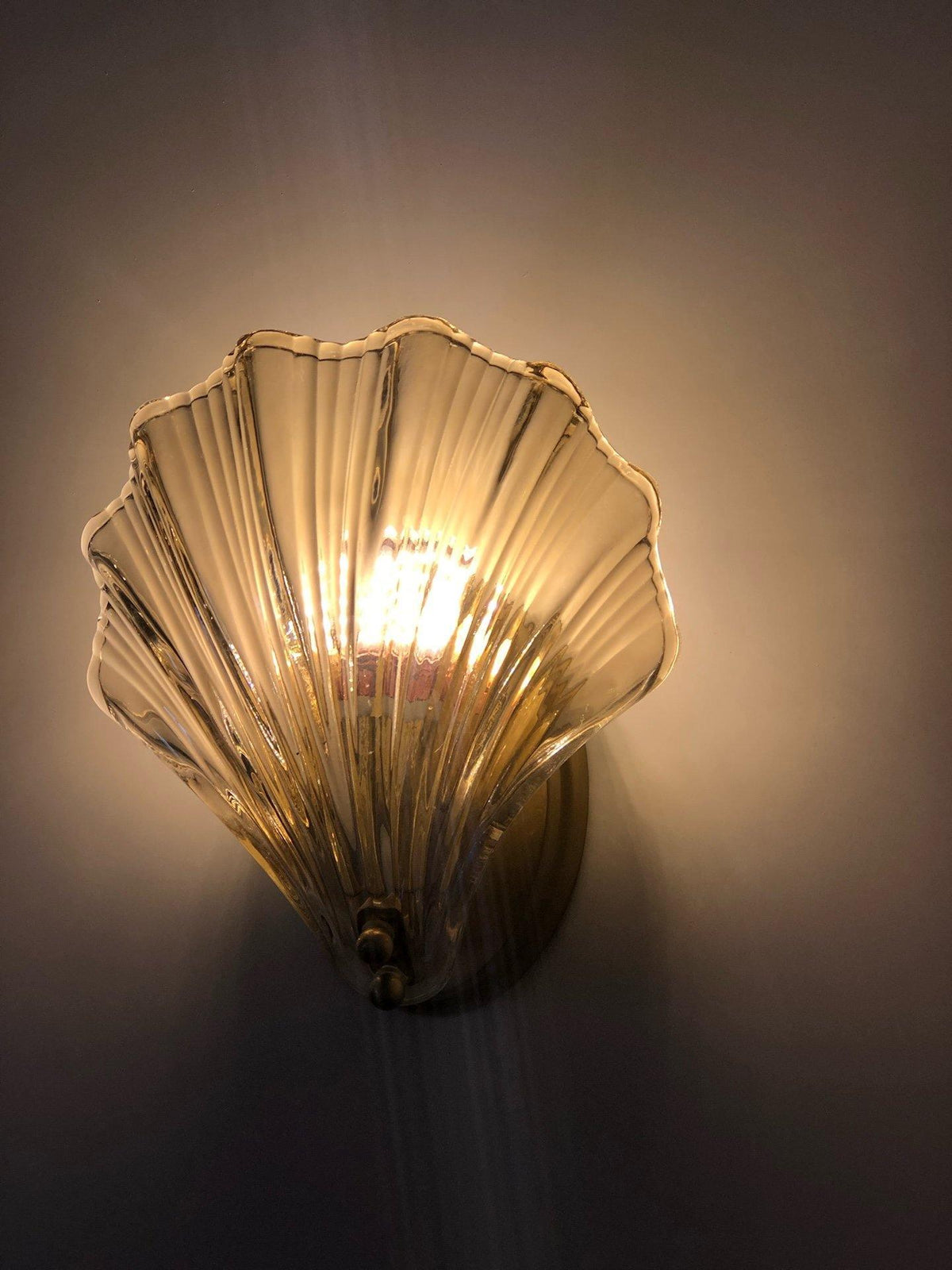 Neo Premium elegantie wandlamp van messing met glazen kap