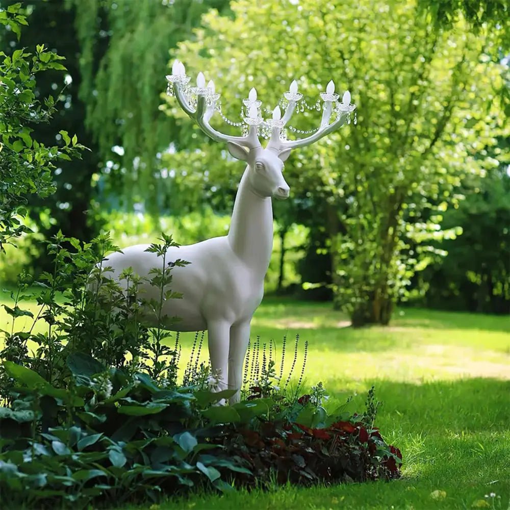 Veluaine vloerlamp hertfiguur speels artistiek