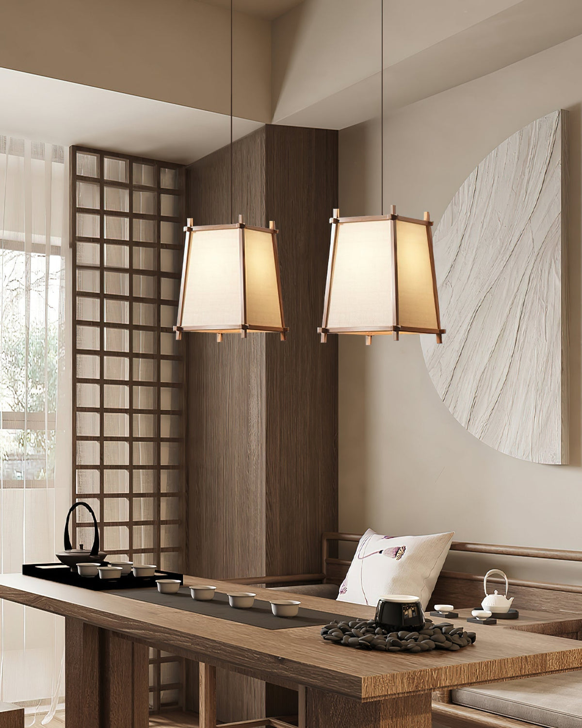 Ritta hanglamp met geometrisch houten frame en stoffen kap