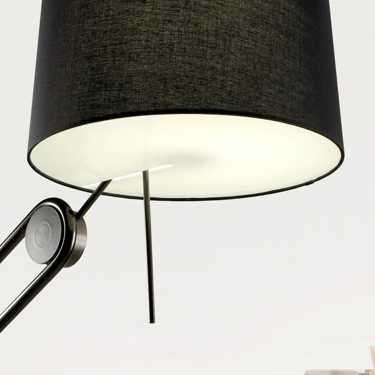 Zarina Minimalistische vloerlamp met stoffen kap