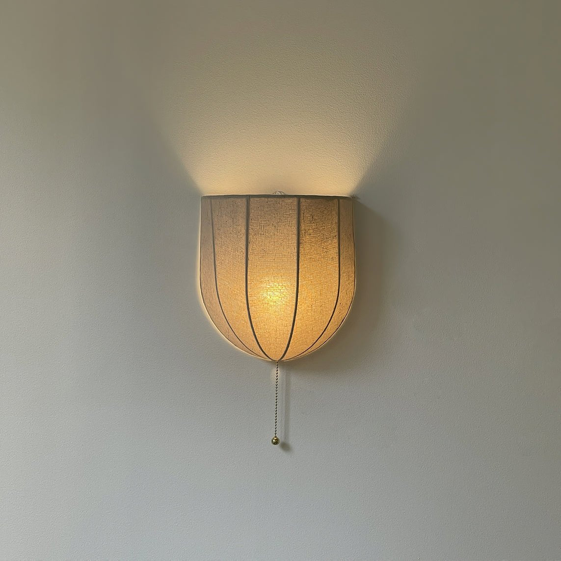 Griswold wandlamp met linnen stof