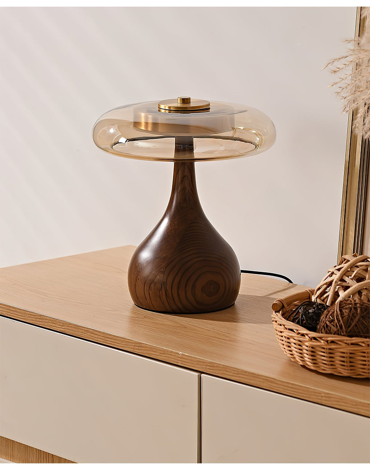 Bux Moderne tafellamp van walnoothout