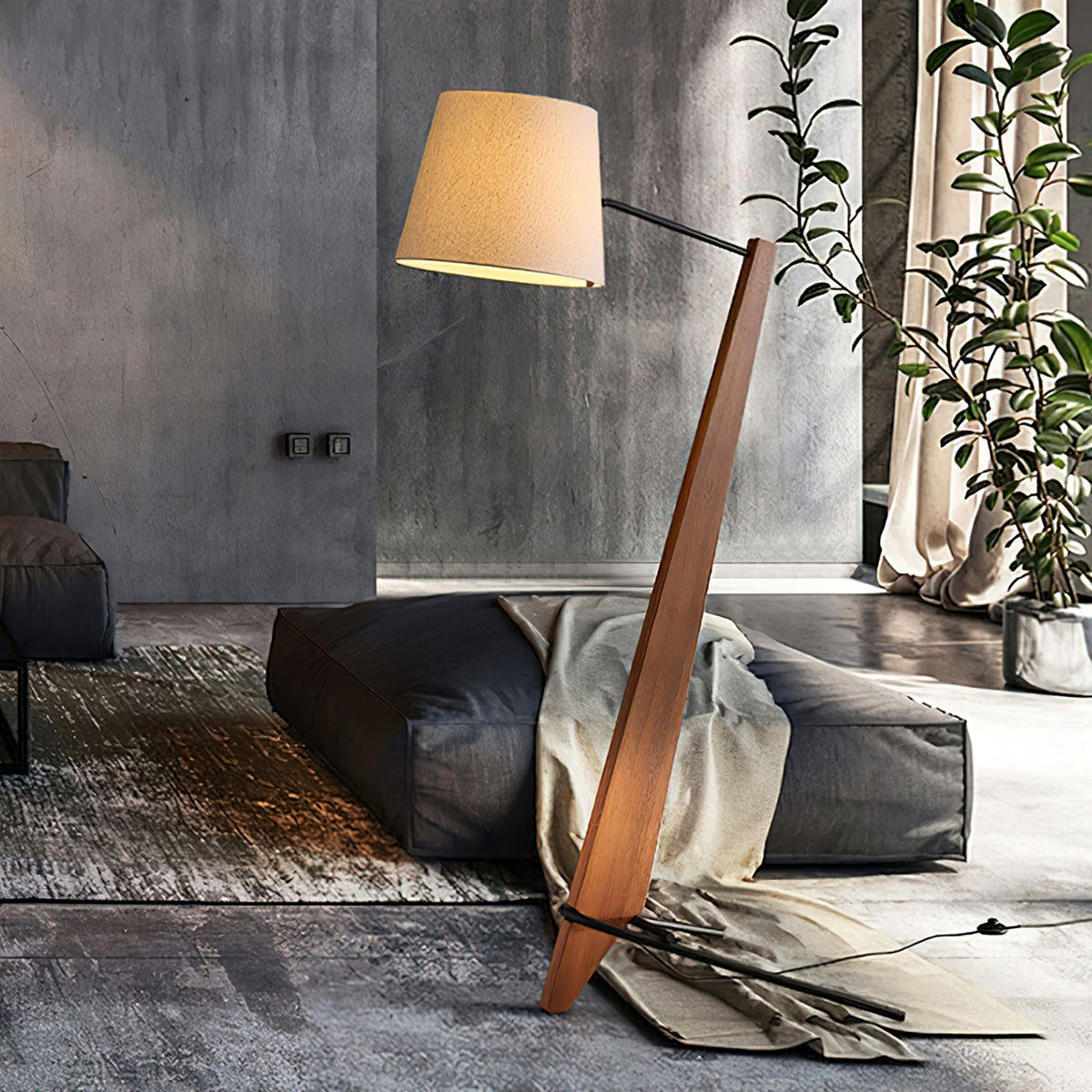 Vyran vloerlamp van walnoothout en beige stof