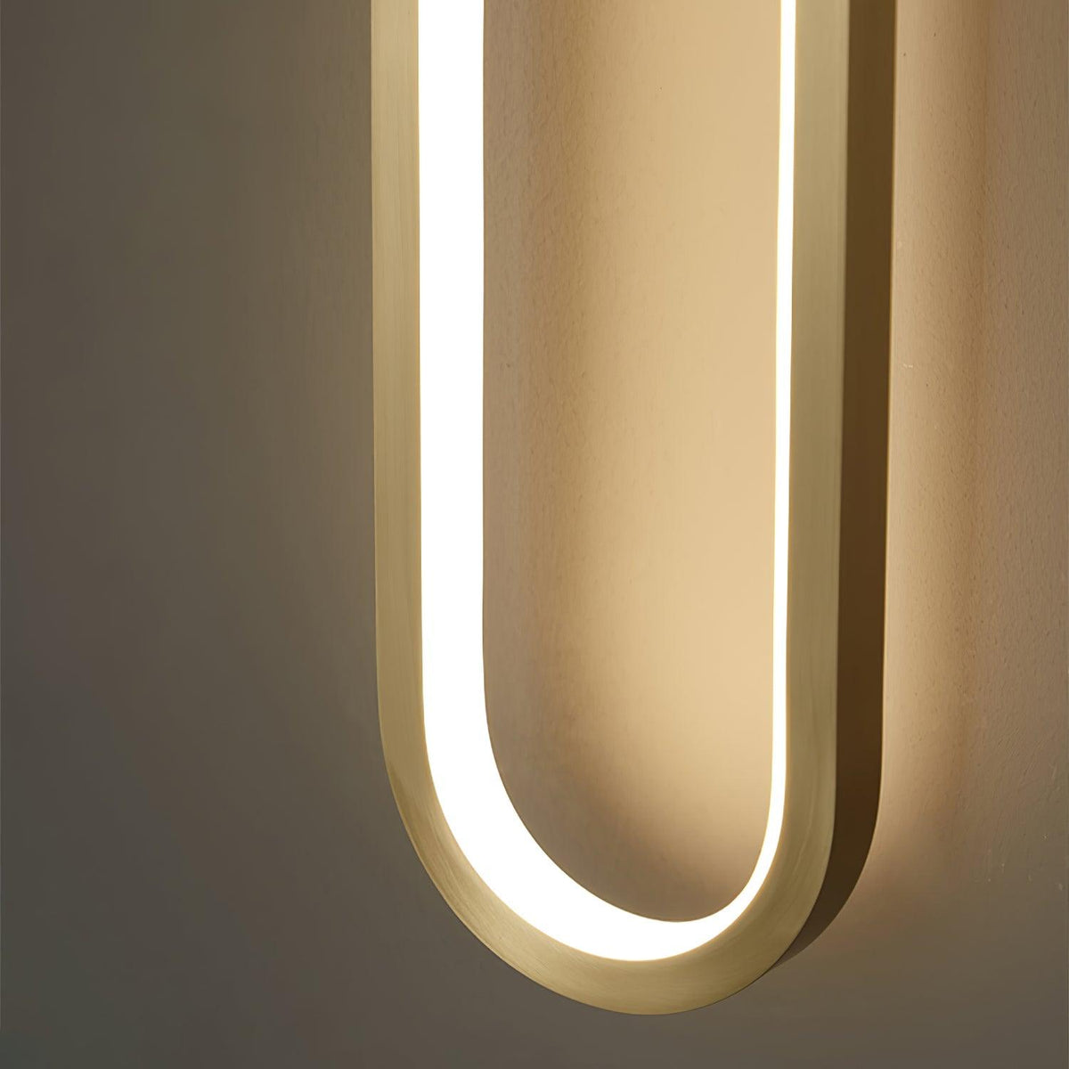 Ervenir minimalistische wandlamp