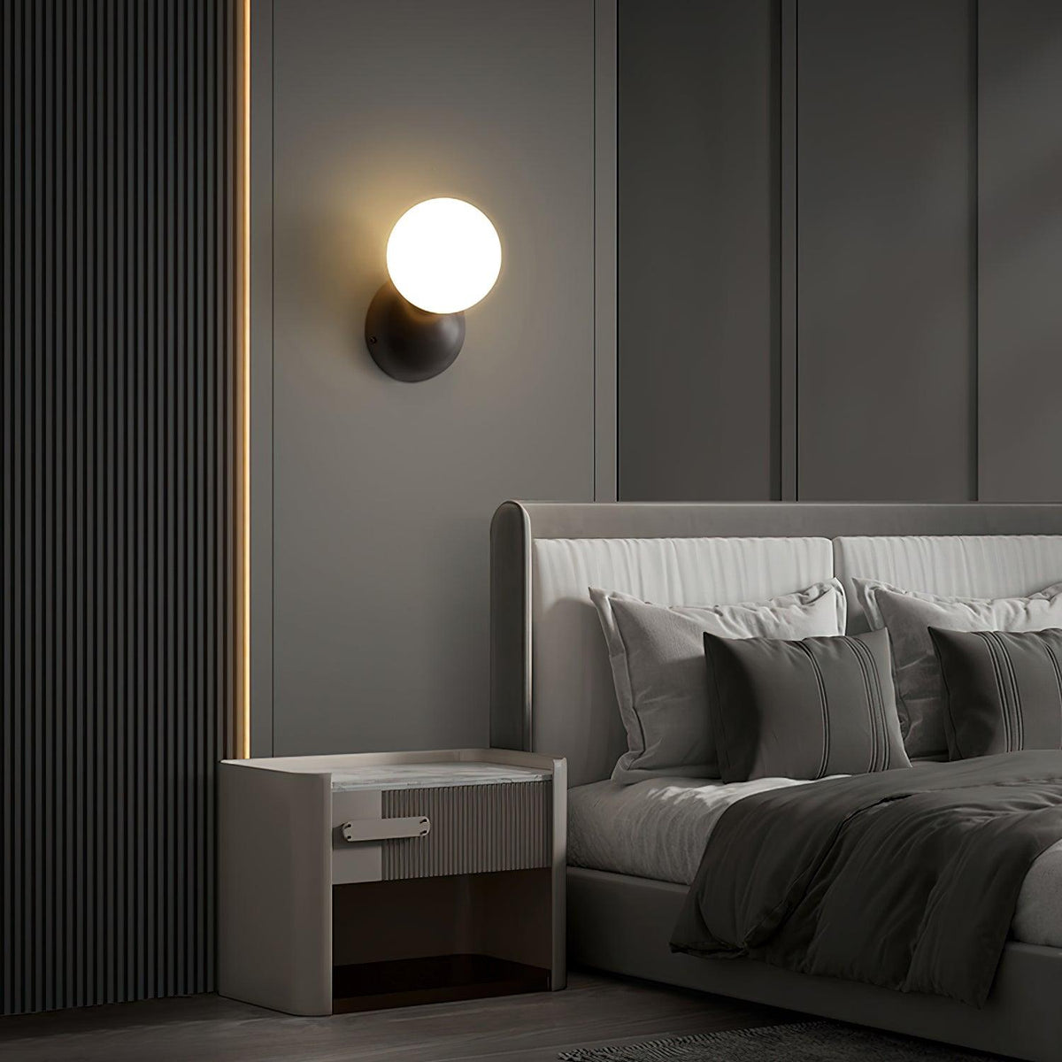 Velirina Bolvormig Glas Messing Wandlamp
