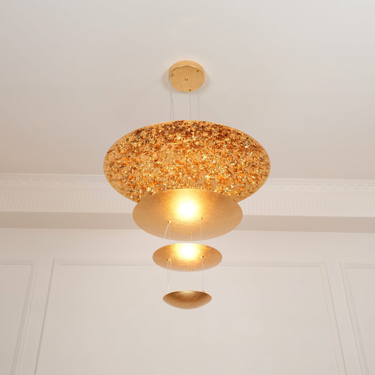 Phelion gelaagde hanglamp van goudfolie
