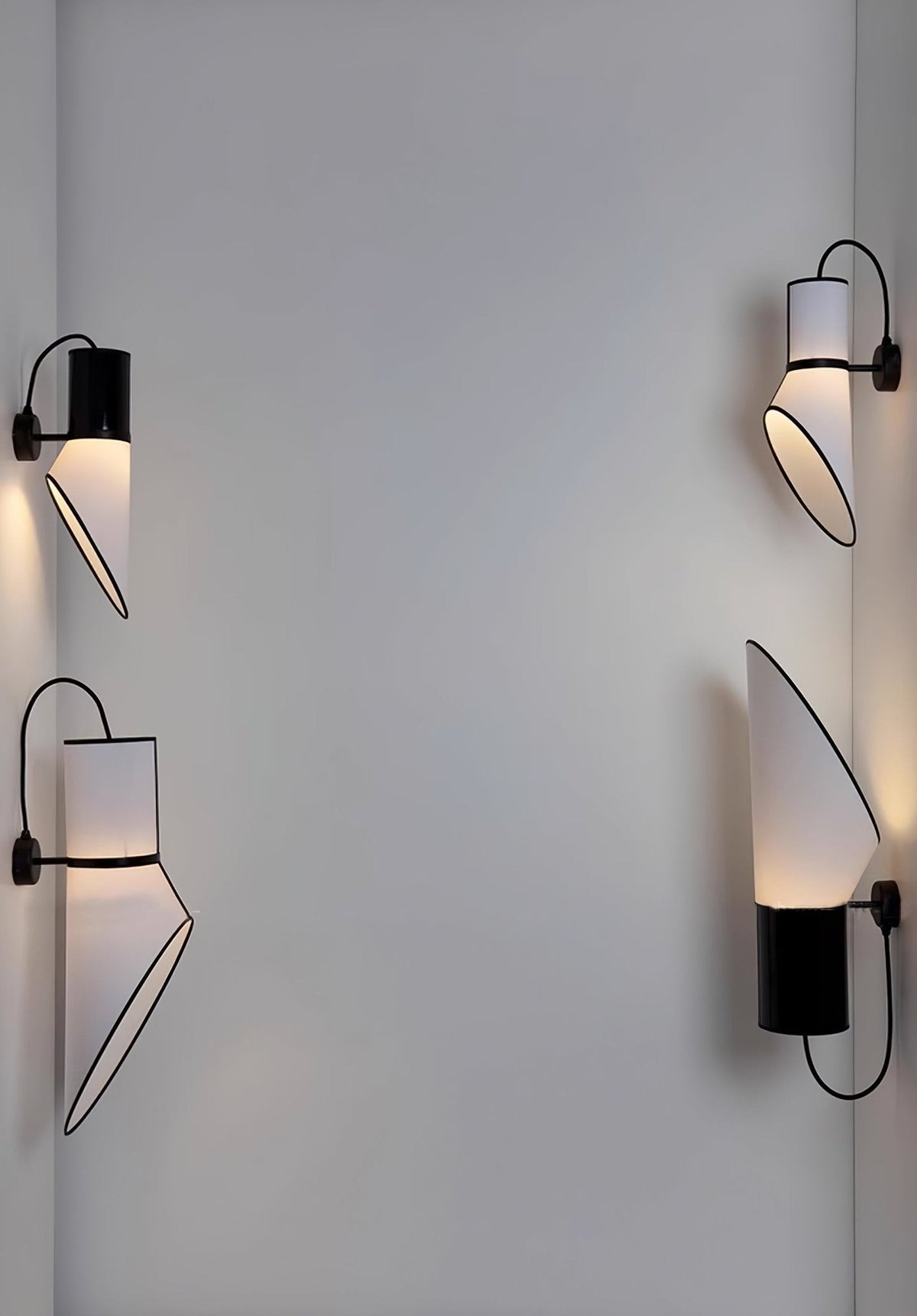 Moorcrest Sketch Line wandlamp