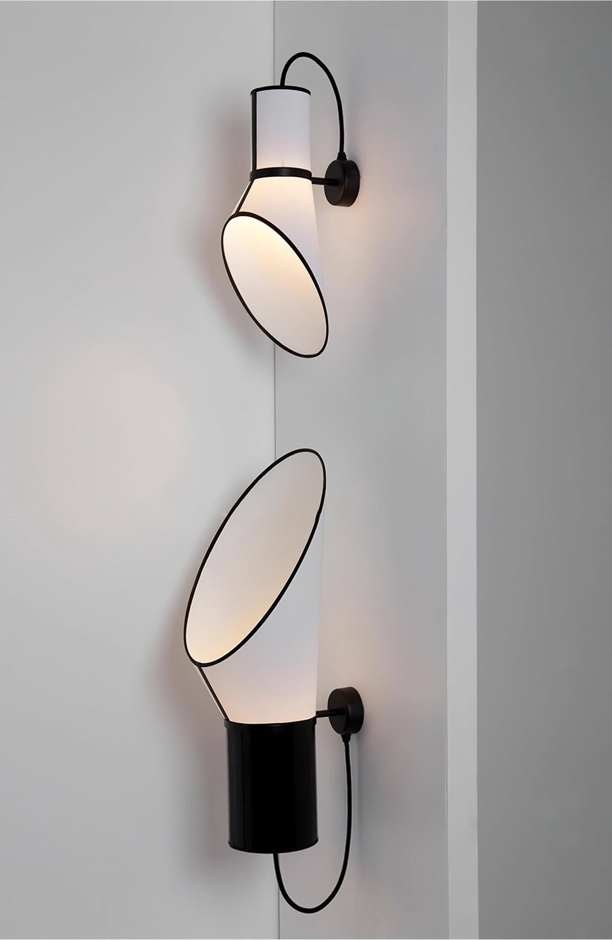 Moorcrest Sketch Line wandlamp