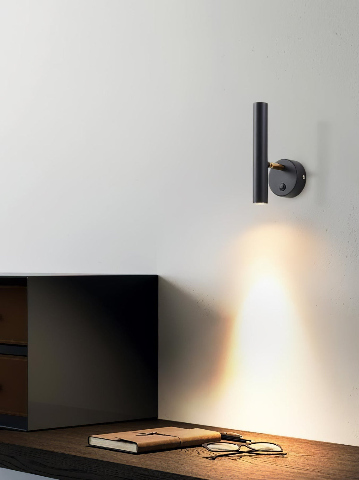 Aurel Moderne minimalistische wandlamp met verstelbare hoogte