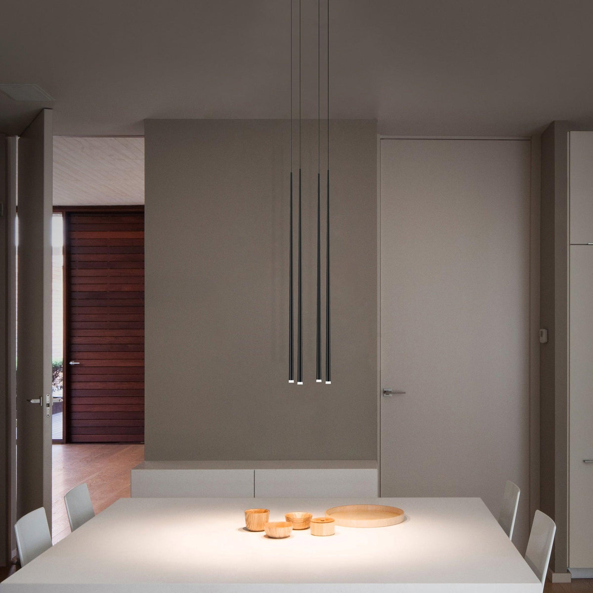 Reveno Kroonluchter Slender Cone Lineair Zwart Minimalistisch