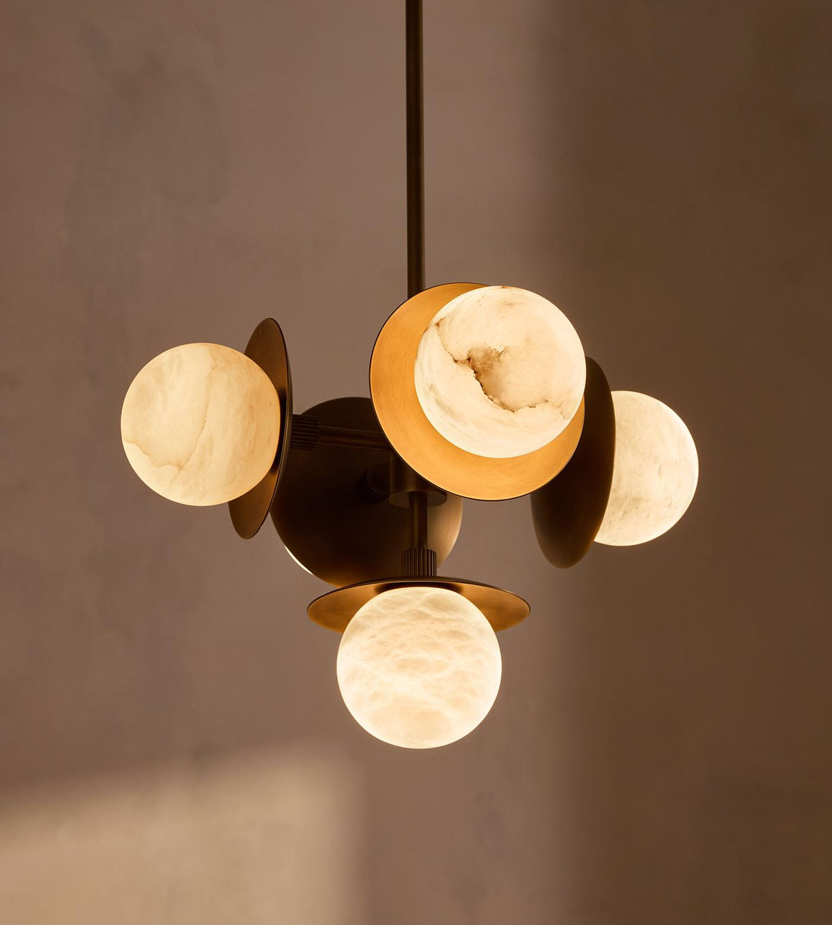 Avenoian Albast Orb Kroonluchter