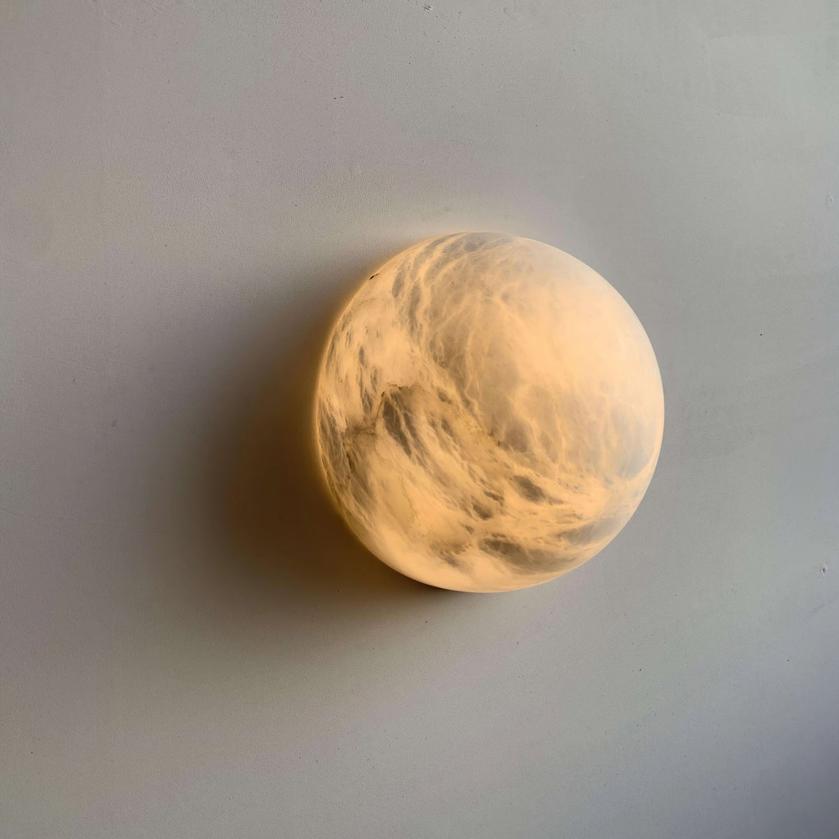 Albiaria Wabi-Sabi wandlamp van albast