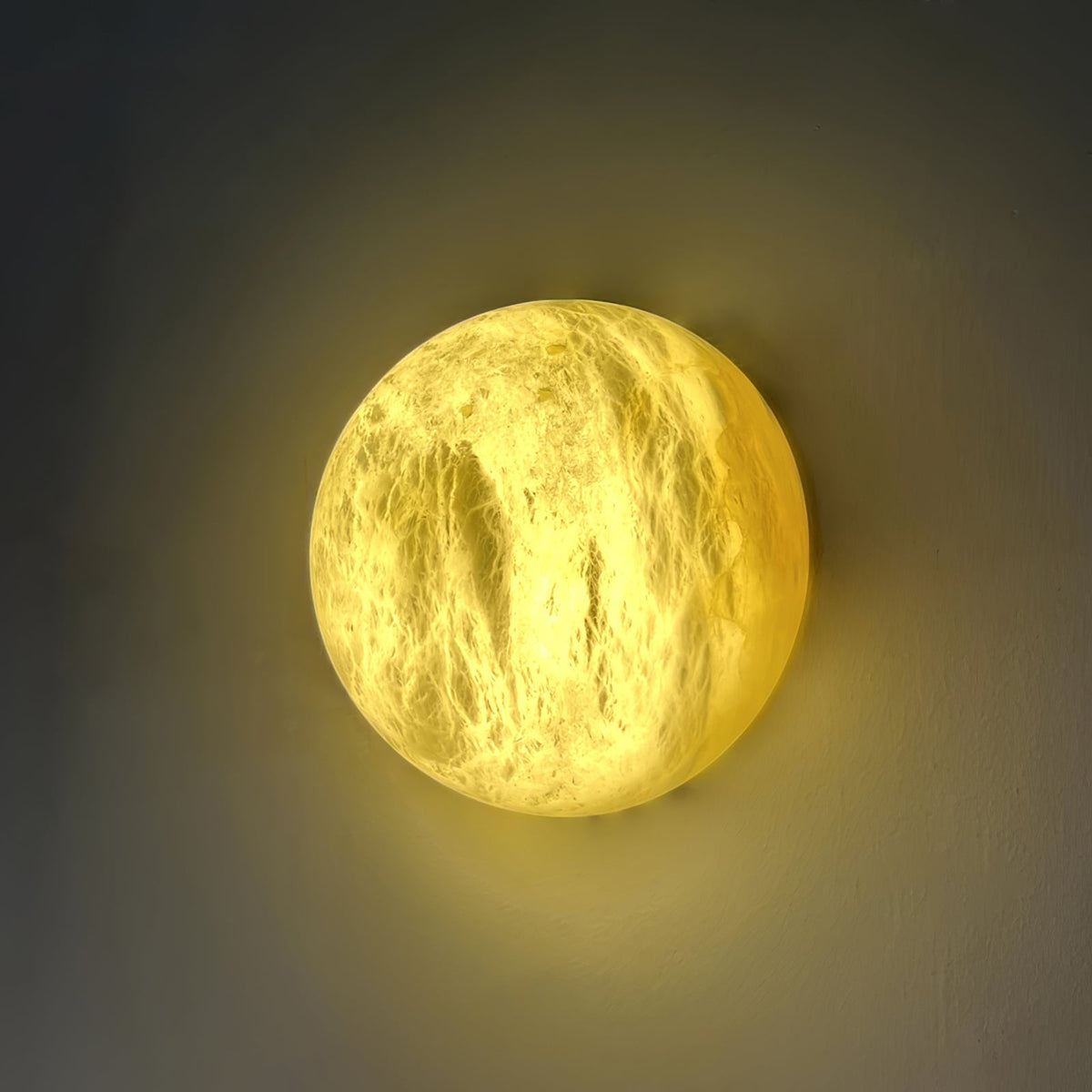 Albiaria Wabi-Sabi wandlamp van albast