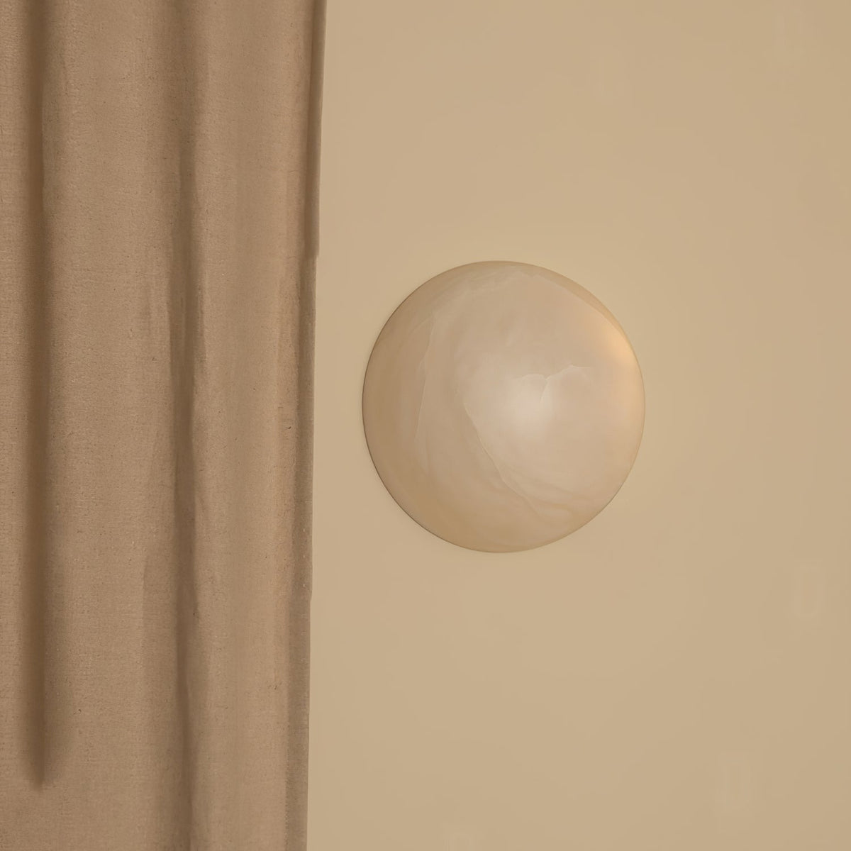 Albiaria Wabi-Sabi wandlamp van albast