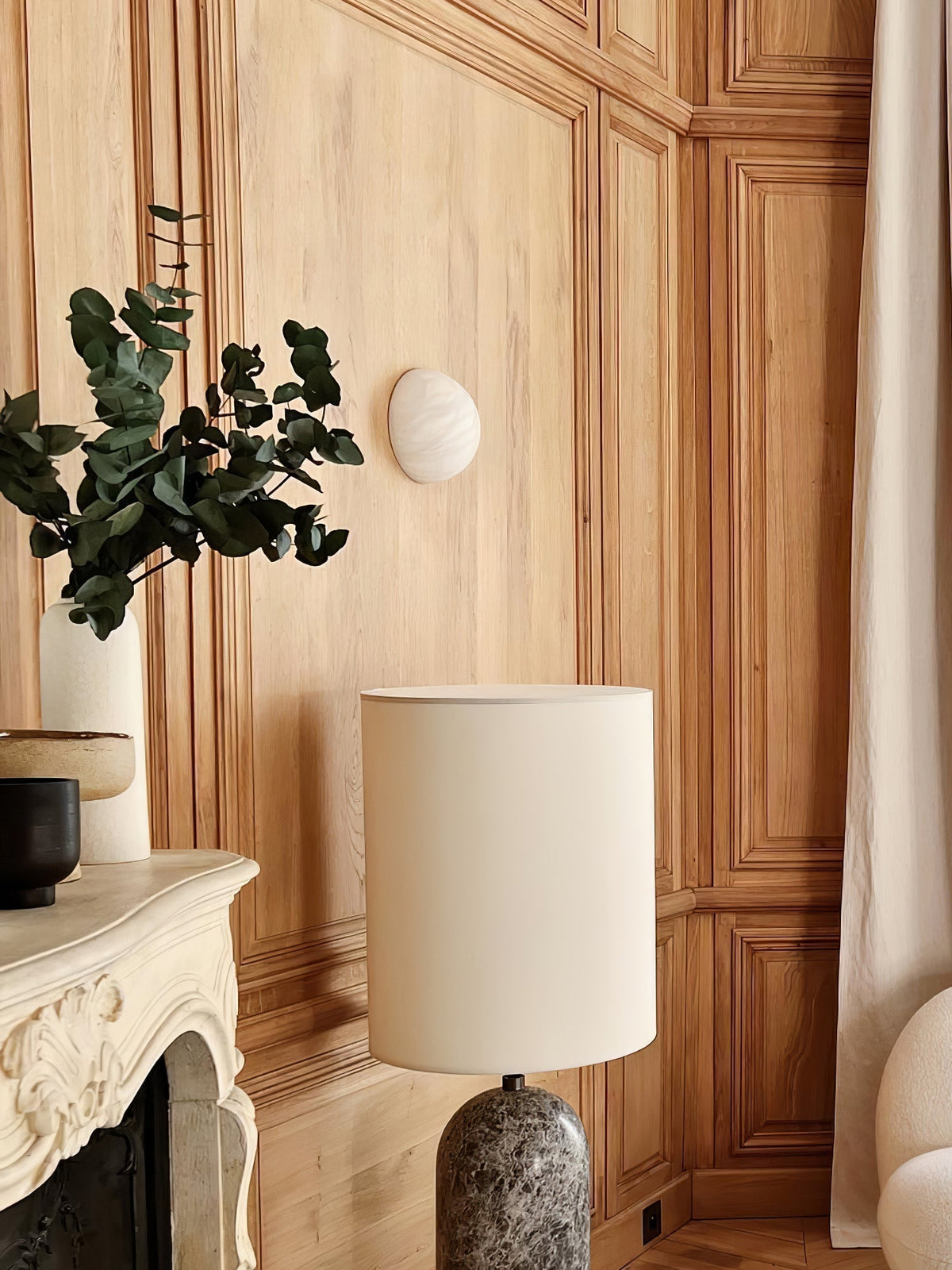 Albiaria Wabi-Sabi wandlamp van albast