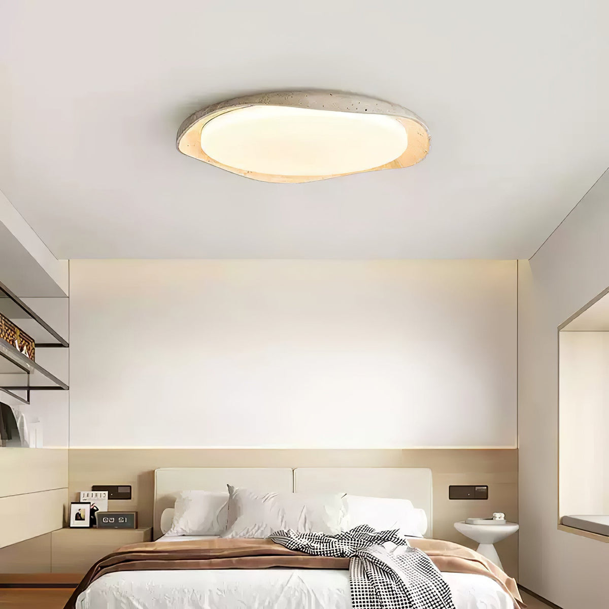 Adoros plafondlamp met randcirkel van geel travertin