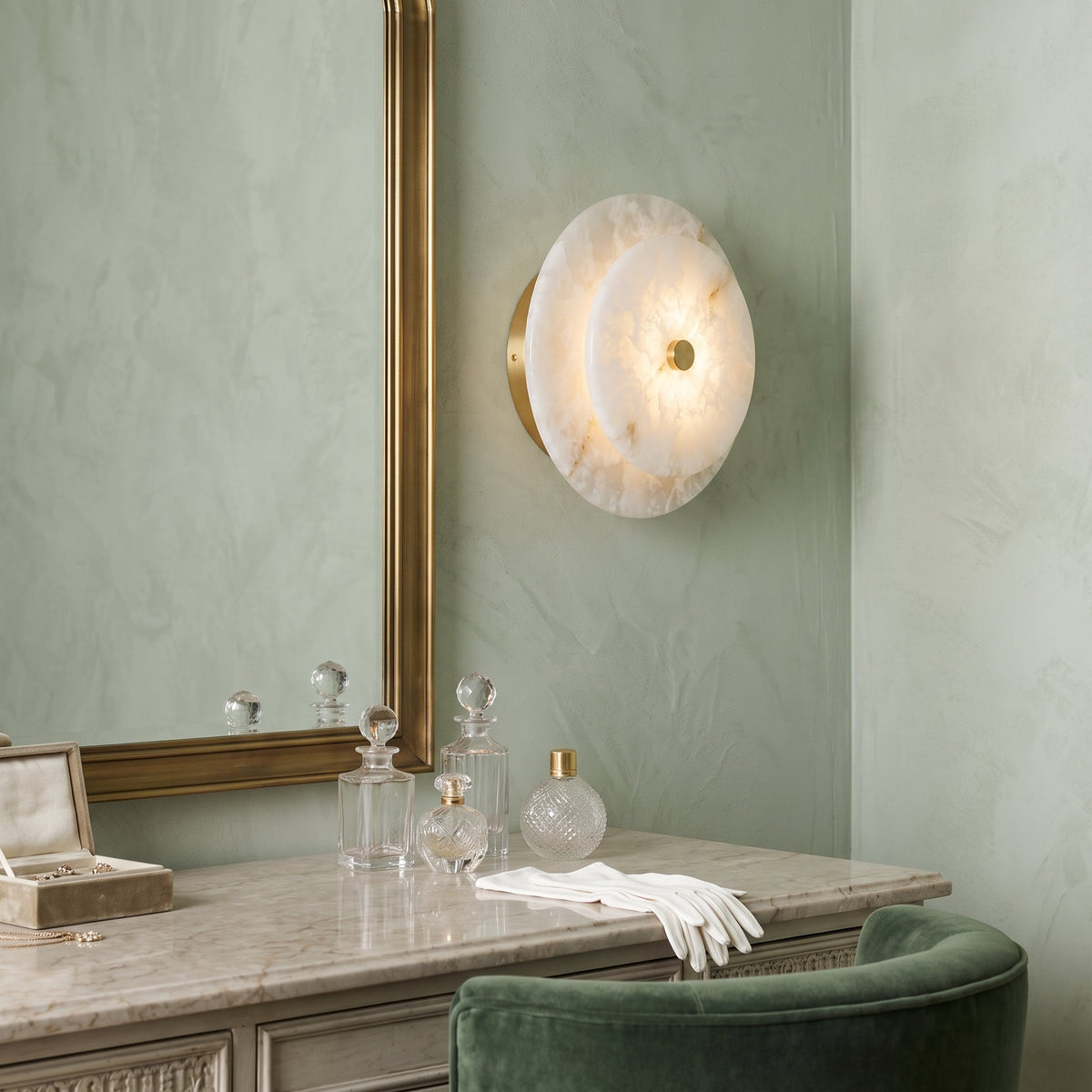Ravelford disc albast wandlamp
