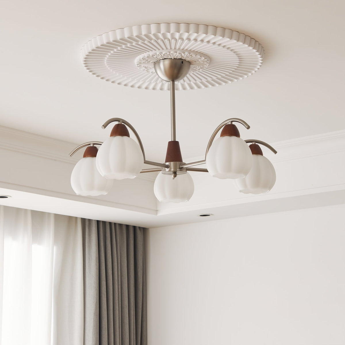 Ilaeiel Traditionele Elegantie Bloem Hout glas Kroonluchter