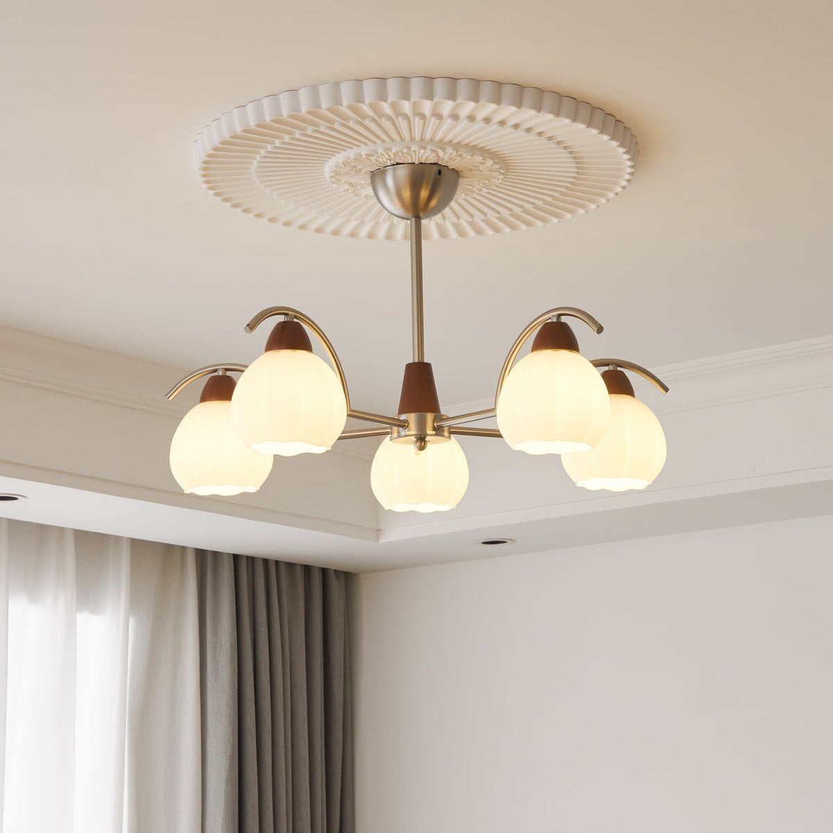 Ilaeiel Traditionele Elegantie Bloem Hout glas Kroonluchter