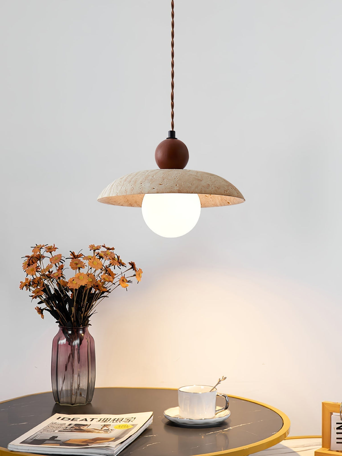 Nerix hanglamp van geel travertin en walnoothout