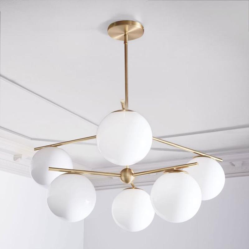 Casoella Kroonluchter met bolvormige kap en steel, moderne goudkleurige afwerking
