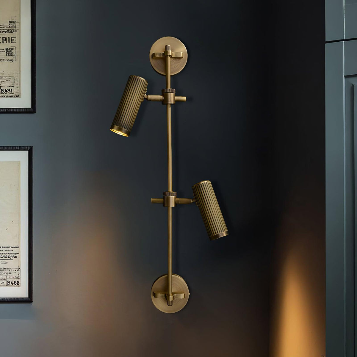 Kirixel wandlamp in messing