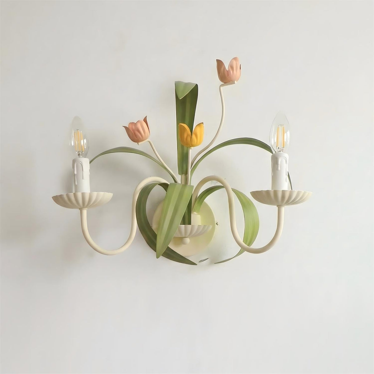 Tulianne wandlamp