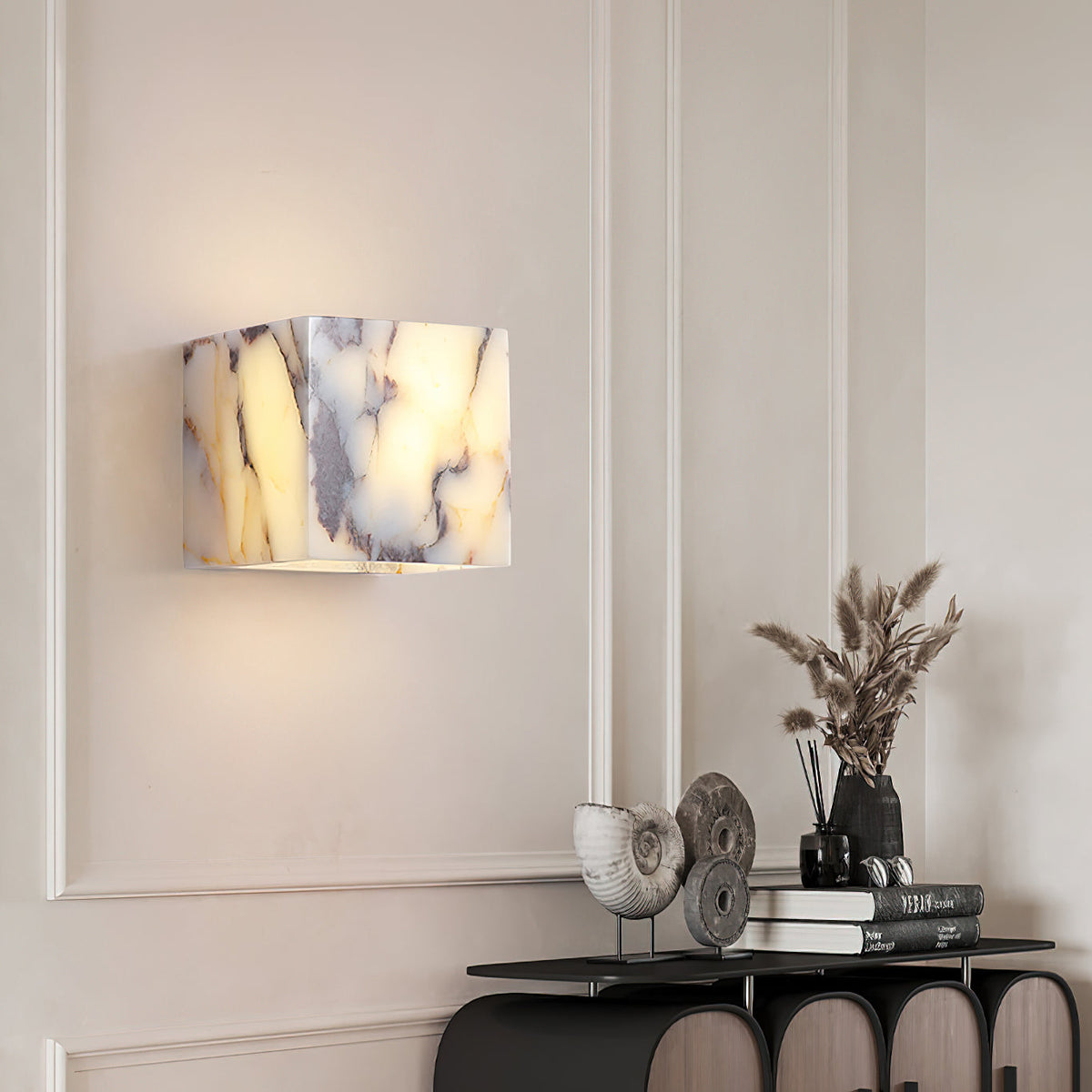 Neranina wandlamp in marmer