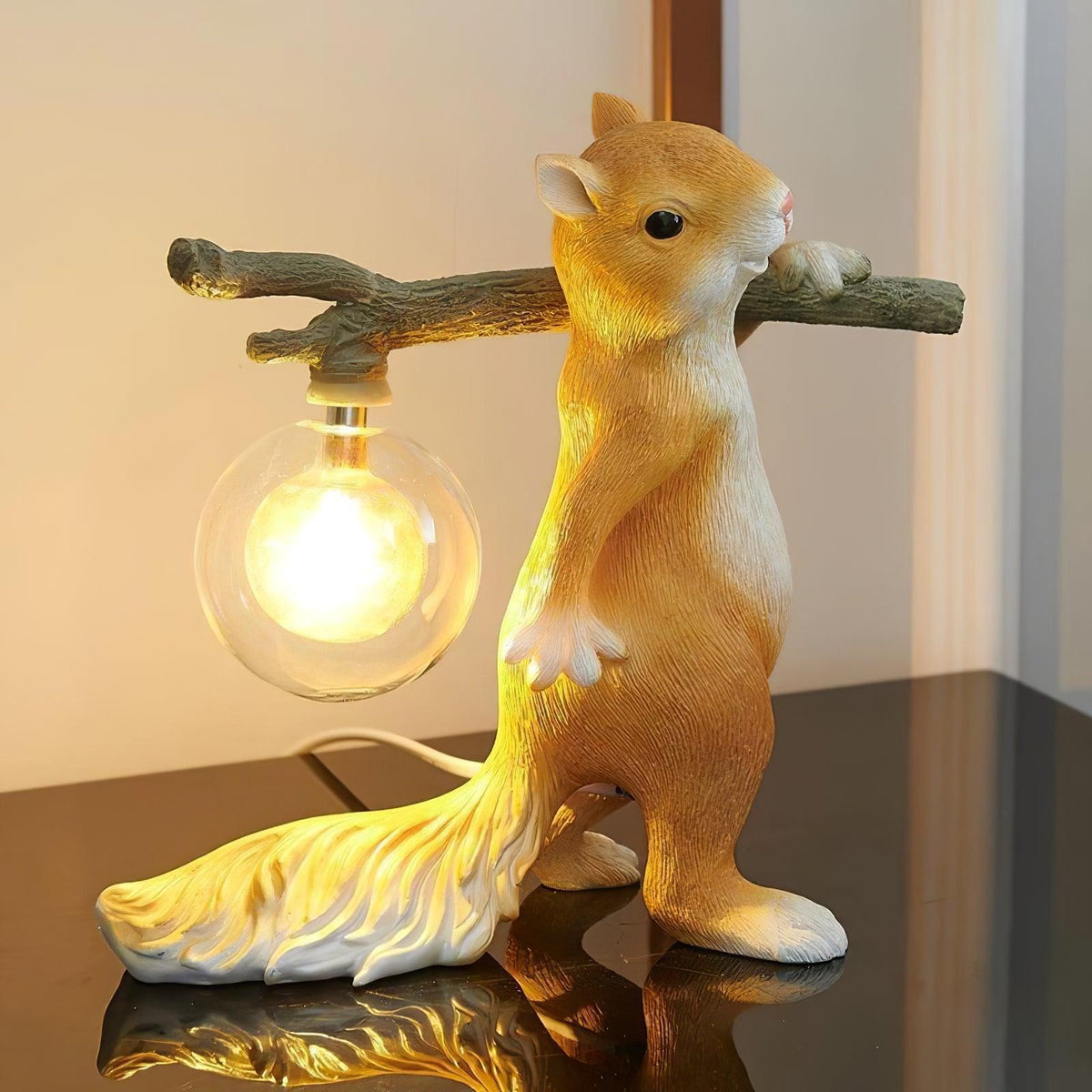Squirrel tafellamp